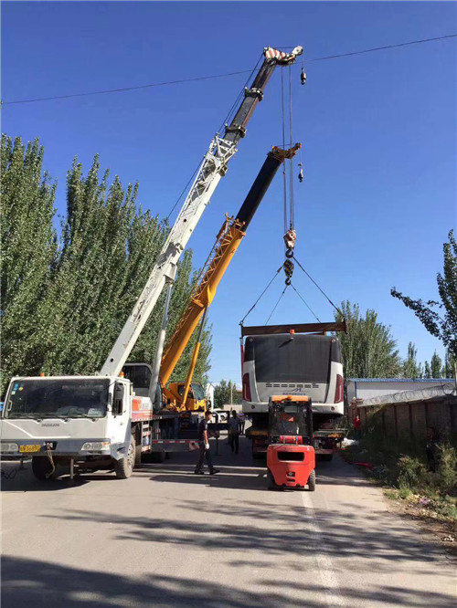 微山县港口集装箱搬运案例